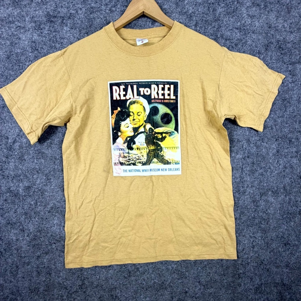 Vintage Real To Reel Hollywood In World War II Anvil T-Shirt Mens Medium Yellow